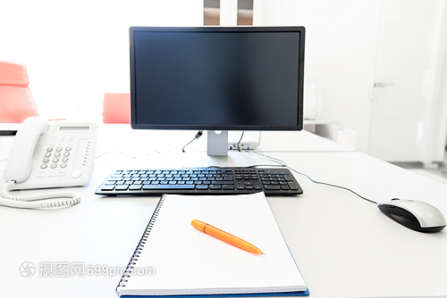 辦公室設備關機流程與注意事項